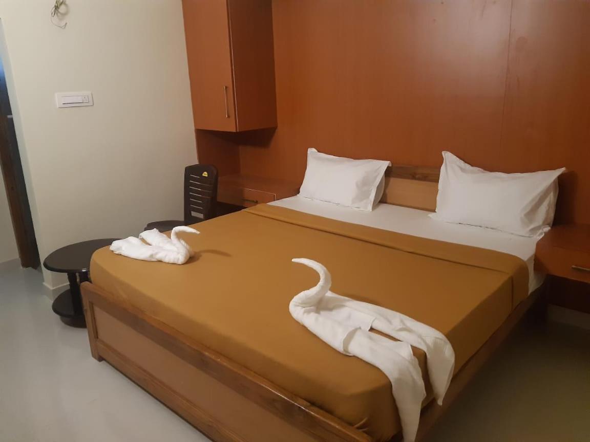 מלון Tiruchchendūr Aranmagan Residency מראה חיצוני תמונה